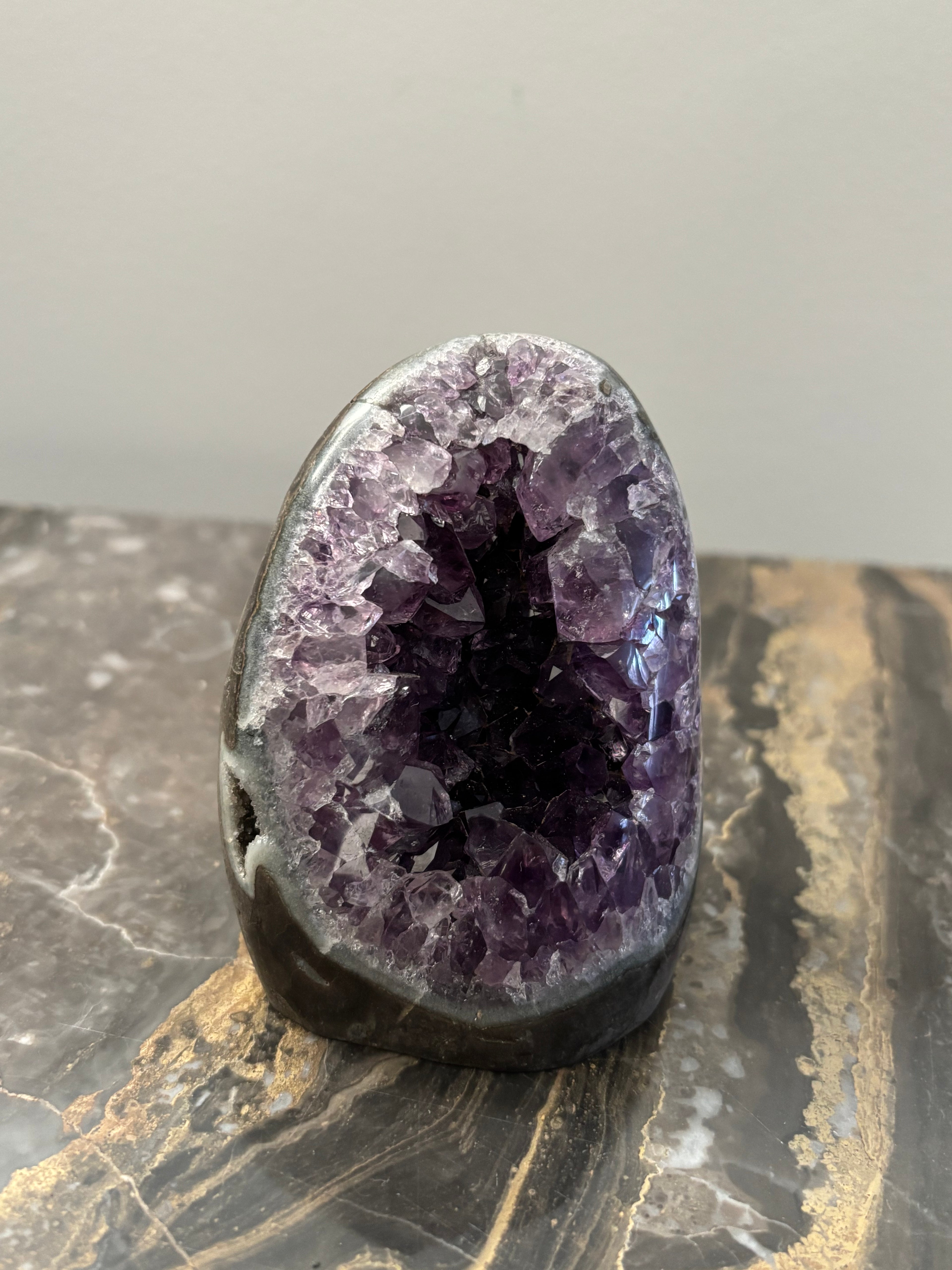 Amatista Alma Mineral #008